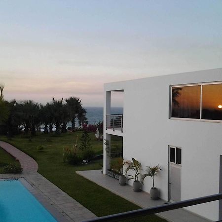 Leo'S Beach Hotel - Adults Only Brufut Exterior photo