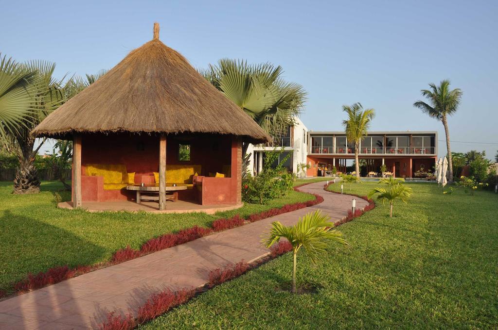 Leo'S Beach Hotel - Adults Only Brufut Exterior photo